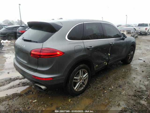 2016 Porsche Cayenne, VIN: WP1AA2A23GKA11472