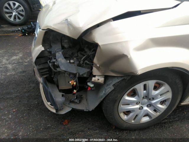 2C4RDGBGXER353891 Dodge Grand Caravan Se