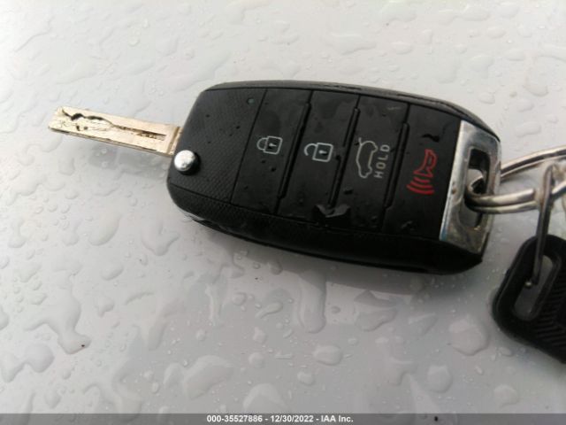 KNDJP3A58G7384932 KIA SOUL +