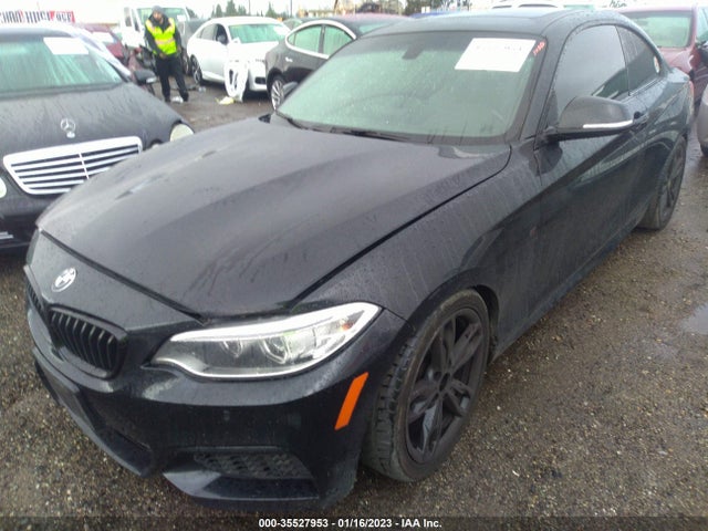 BMW 2 Series M235i 2015 WBA1J7C58FV358411 Image 2