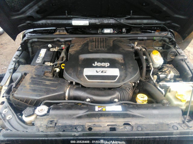2016 Jeep Wrangler, VIN: 1C4AJWAGXGL187174