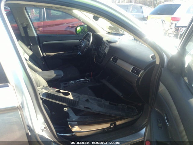 JA4AZ3A39GZ039643 Mitsubishi Outlander Se/sel/es