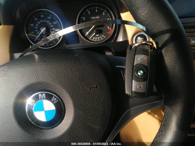2014 BMW X1, VIN: WBAVM1C5XEVW56415