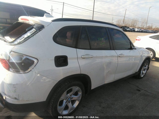 2014 BMW X1, VIN: WBAVM1C5XEVW56415