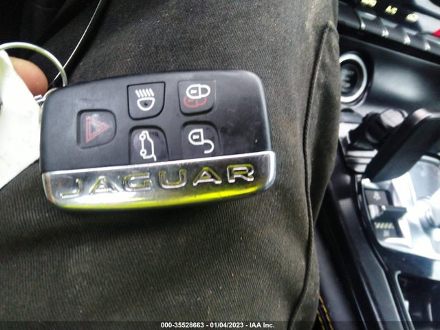 2018 Jaguar F-TYPE, VIN: SAJD85GV1JCK47960
