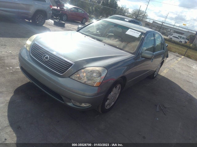 Lexus LS 430 2003 JTHBN30F530115101 Image 2