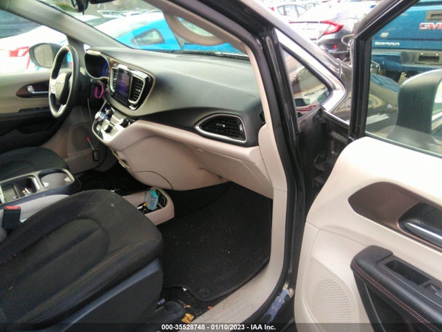 Chrysler Pacifica Touring Plus 2017 2C4RC1BG7HR844729 Image 5