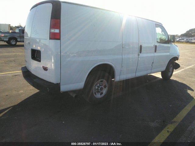 2017 GMC Savana, VIN: 1GTW7AFF4H1138458