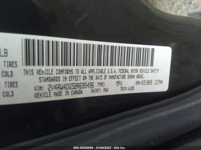 Volkswagen Routan S 2011 2V4RW4DG5BR695496 Image 9