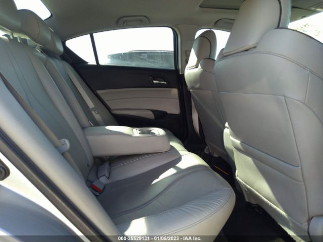 19UDE2F75LA000384 Acura Ilx Pkg