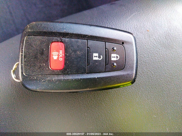 2018 Toyota Prius, VIN: JTDKARFU6J3059560