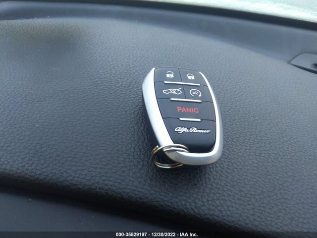 ZARFAEDN3J7579672 Alfa Romeo Giulia