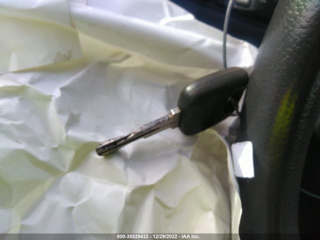 Volvo V70 2000 YV1LV60D0Y2657881 Image 3
