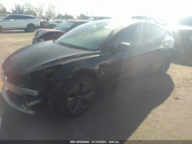 Tesla Model 3 Range Battery 2018 5YJ3E1EA8JF077045 Image 2