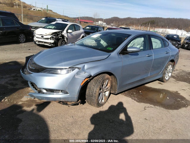 Chrysler 200 Limited 2015 1C3CCCAB0FN617260 Image 2