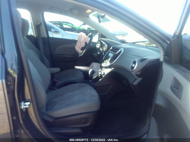 Chevrolet SONIC LS 2017 1G1JB5SH1H4130817 Image 6
