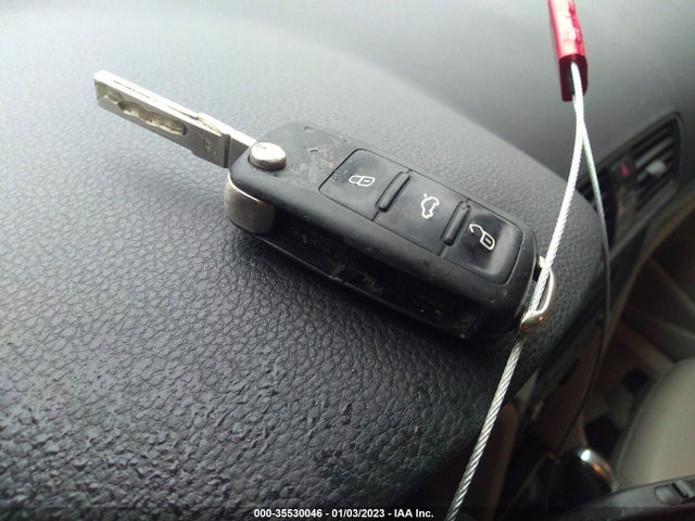 Volkswagen Passat Wolfsburg Ed 2014 1VWAS7A35EC023521 Image 11