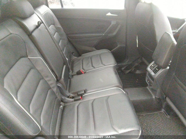 3VV4B7AX2LM103049 Volkswagen Tiguan
