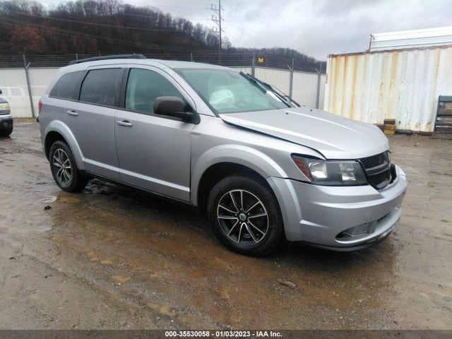 2018 3C4PDCAB9JT495971 main image