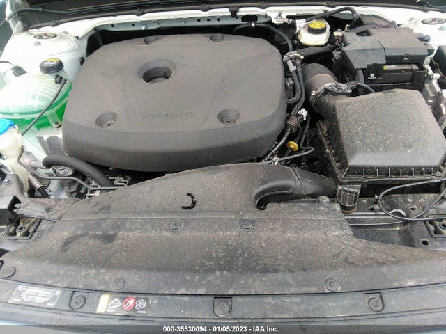 2021 Volvo XC40, VIN: YV4162UK8M2455289