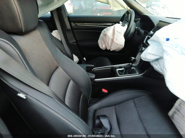 2019 Honda Accord, VIN: 1HGCV1E3XKA055982