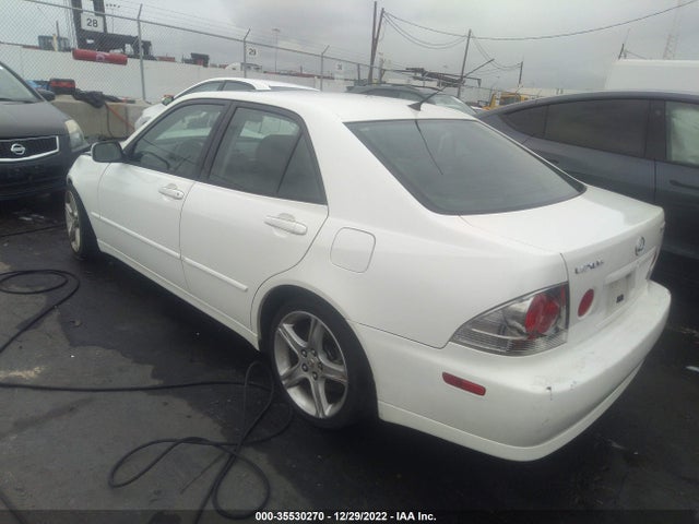 Lexus IS 300 2003 JTHBD192X30074990 Image 4