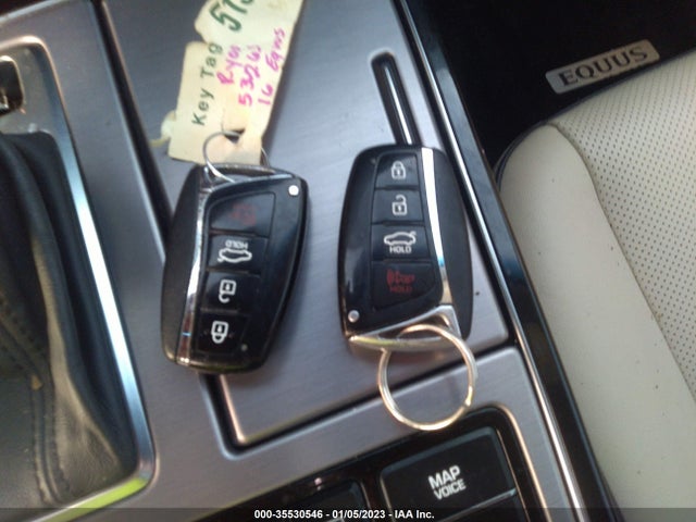 2016 Hyundai Equus, VIN: KMHGH4JH2GU100988