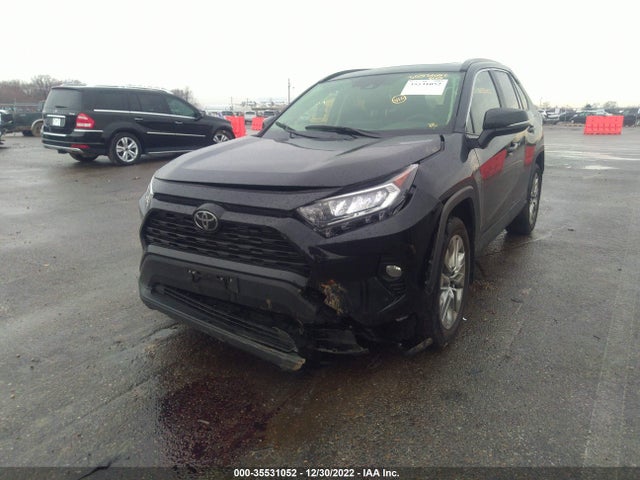 2019 TOYOTA RAV4 XLE PREMIUM VIN: JTMA1RFV1KD012310