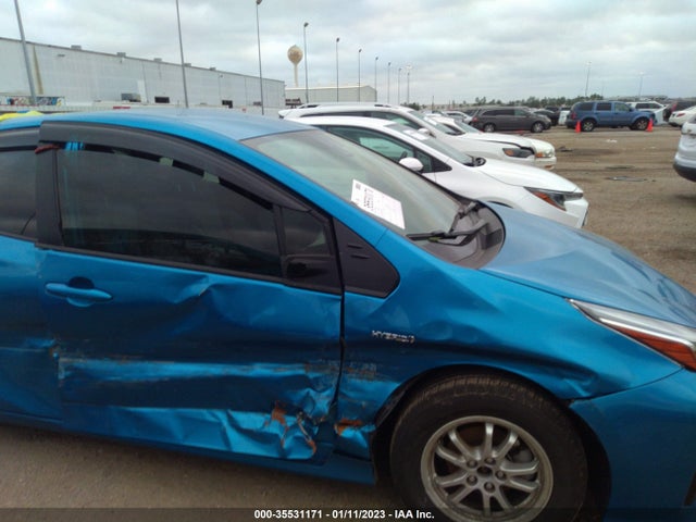2022 TOYOTA PRIUS L VIN: JTDKAMFU3N3172018