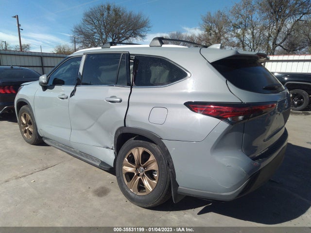 2022 Toyota Highlander, VIN: 5TDABRCH9NS560060