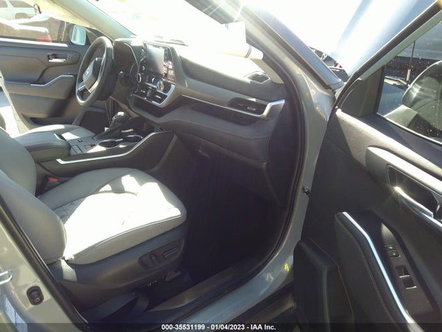 2022 Toyota Highlander, VIN: 5TDABRCH9NS560060