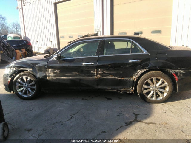 2019 Chrysler 300, VIN: 2C3CCAKG2KH698487