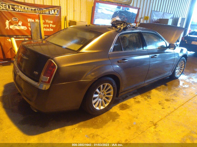 Chrysler 300 2014 2C3CCAAG8EH372960 Image 4