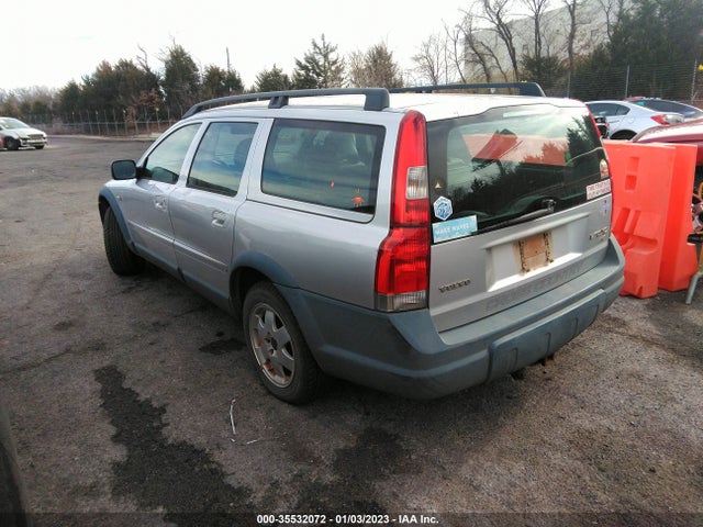 YV1SZ58D321051132 Volvo V70