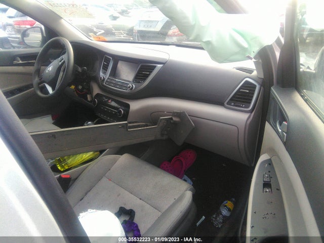 Hyundai TUCSON SEL 2018 KM8J3CA41JU671911 Image 5