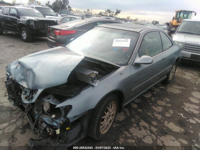 Acura CL 1999 19UYA2258XL001539 Image 2