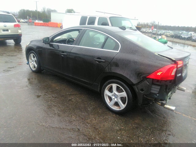 Volvo S60 2013 YV1612FS9D1225068 Image 3