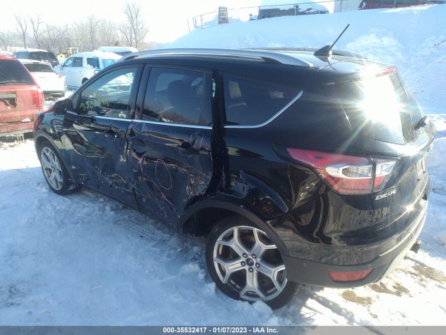 2018 Ford Escape, VIN: 1FMCU9J93JUA42221