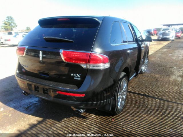 2LMDJ8JK8EBL10433 Lincoln MKX