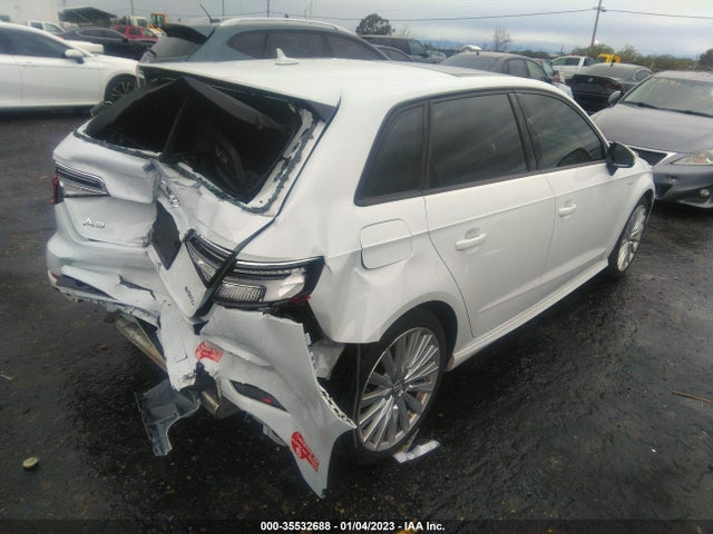 WAUUPBFF1HA146219 Audi A3 Sportback E-tron Premium