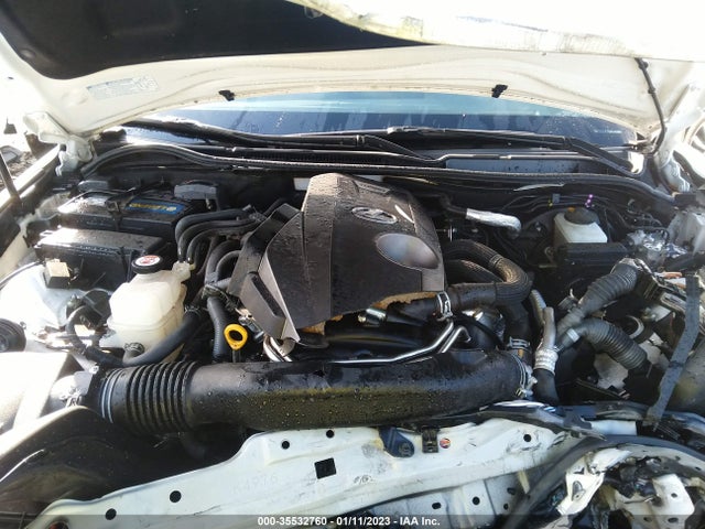Lexus IS 200T 2016 JTHBA1D29G5029788 Image 10