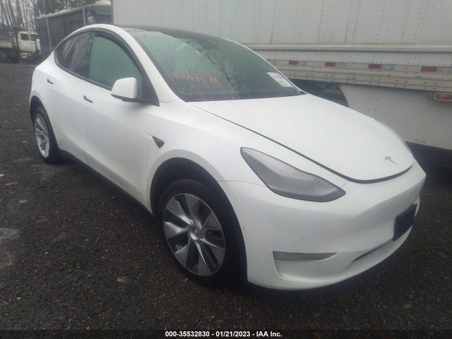 Tesla Model Y Long Range 2021 5YJYGDEE9MF300511 main image