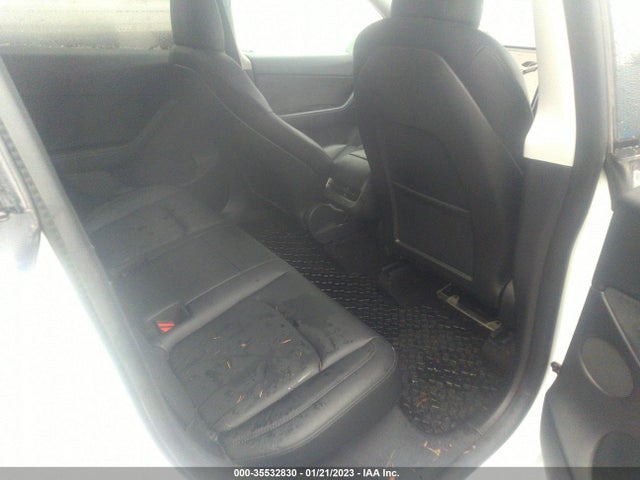 Tesla Model Y Long Range 2021 5YJYGDEE9MF300511 Image 10