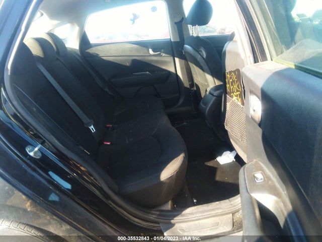 2019 Kia Optima, VIN: 5XXGT4L34KG341325
