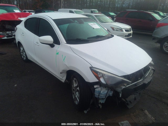 2017 Toyota Yaris, VIN: 3MYDLBYV6HY184657