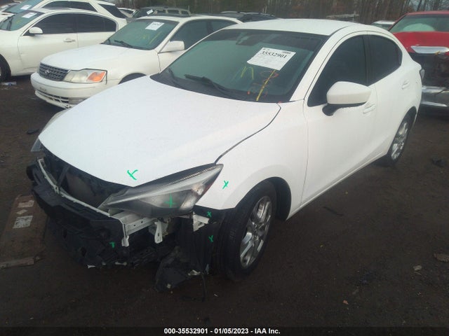 2017 Toyota Yaris, VIN: 3MYDLBYV6HY184657