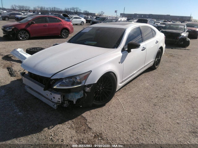2015 Lexus LS, VIN: JTHBL5EF0F5134558
