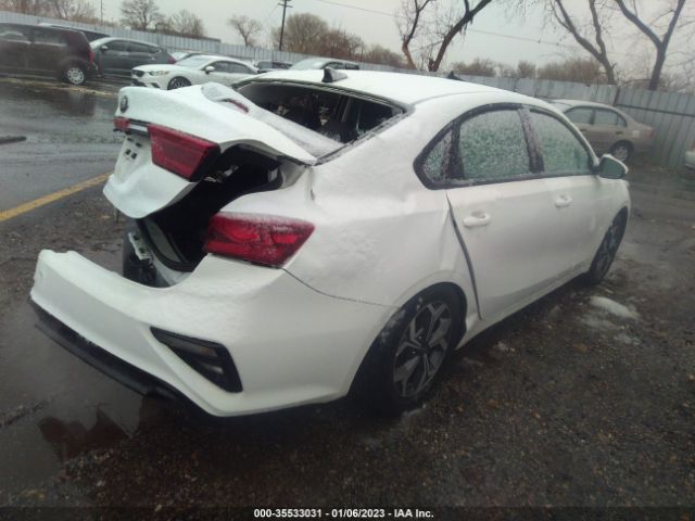 3KPF24AD5ME354171 KIA Forte Lxs