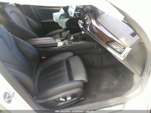 WBAJA5C56JWA37039 BMW 5 Series 530i