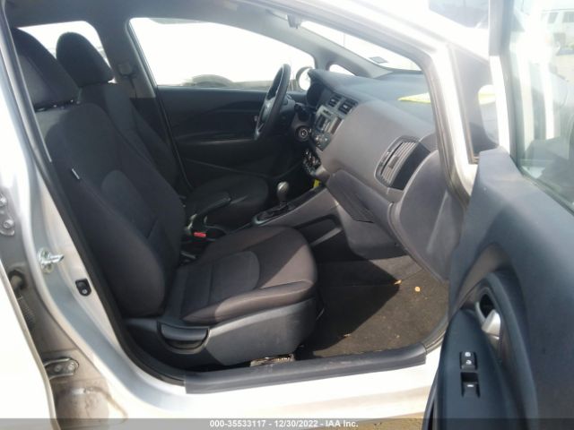 KNADM4A38F6425362 KIA RIO LX
